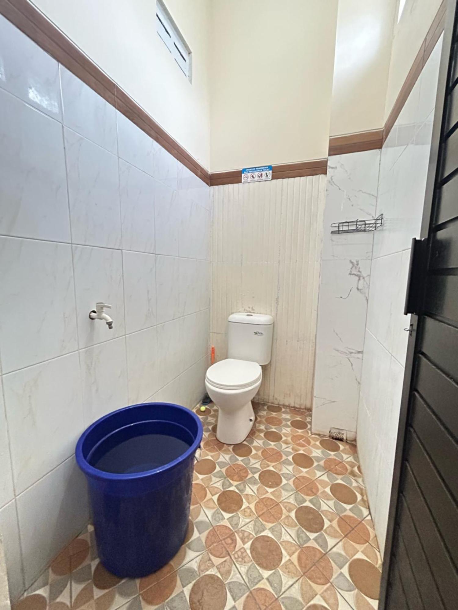 Rama Shinta Guest House & Coffee Yogyakarta Exterior foto